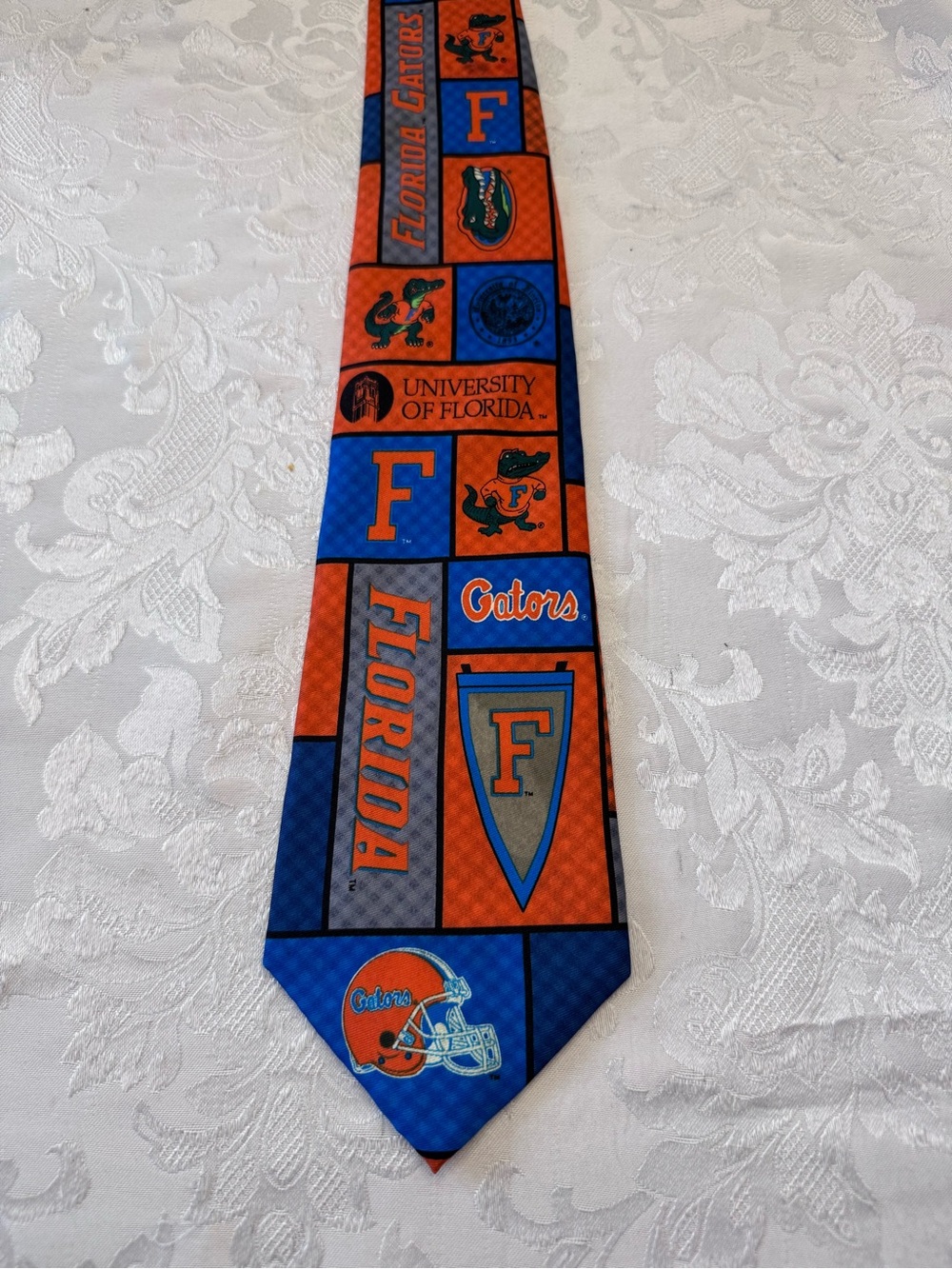 FL Gators By Eagle Orange Blue Neck Tie College Sports Preppy Dad Frat Logo Flaw